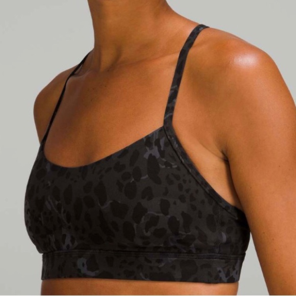 Lululemon flow Y nulu bra